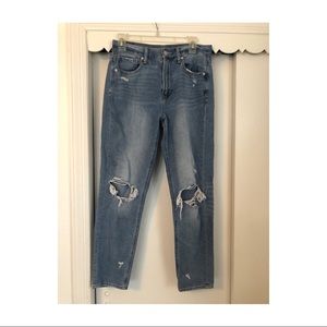 American Eagle High Waisted Mom Jeans